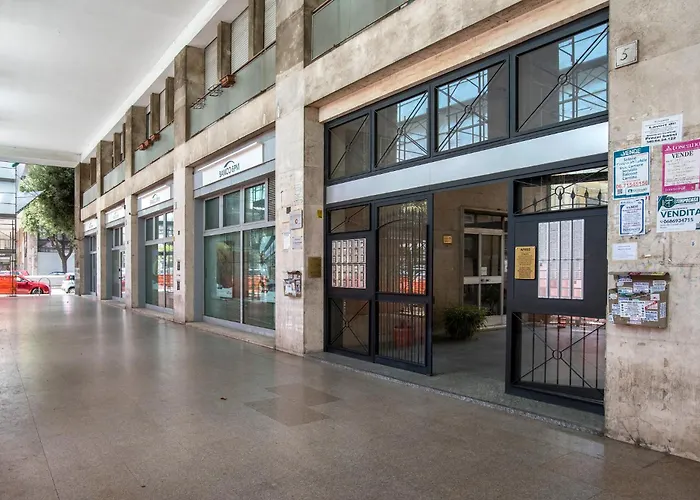 Sunny Spacious For 6 Guests Apartment Rome