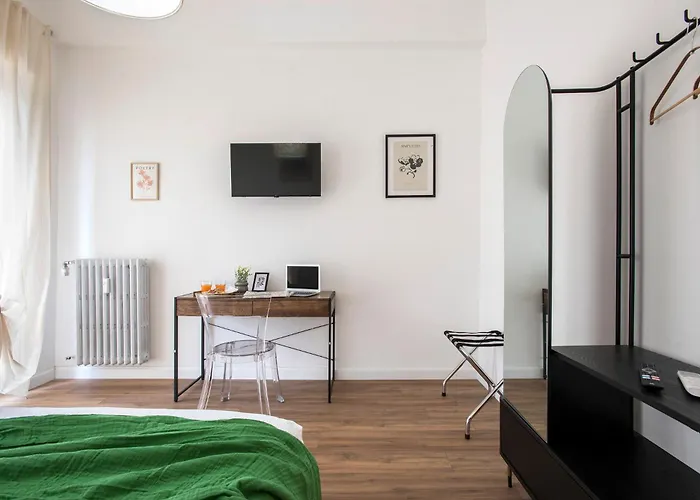 Sunny Spacious For 6 Guests Apartment *