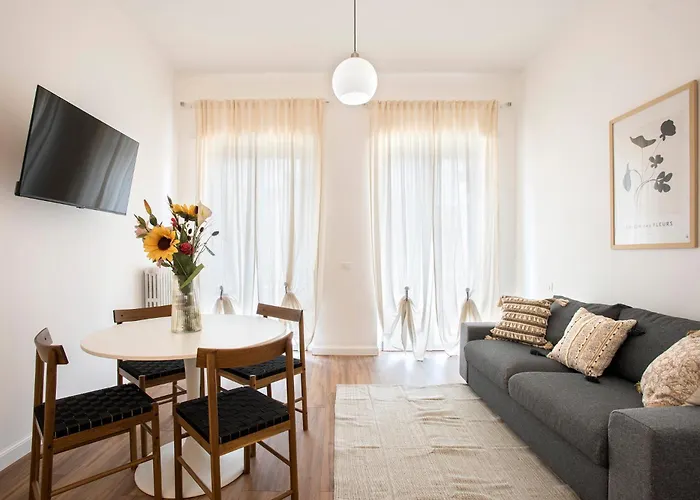 Apartment Sunny Spacious For 6 Guests