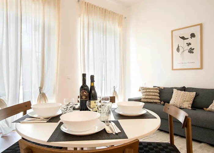 Sunny Spacious For 6 Guests * Rome
